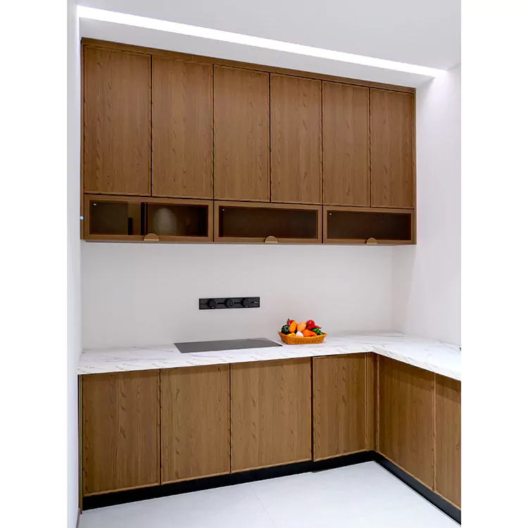 Aluminium-Holzschrank